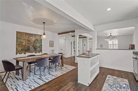 Dining - 3309 Monument Ave, Richmond, VA 23221 photo 3 of 3