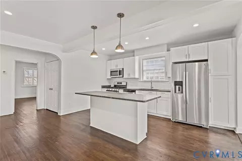 Kitchen - 3309 Monument Ave, Richmond, VA 23221 photo 4 of 4
