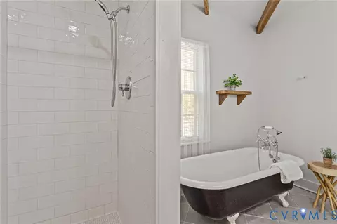 Bath - 3309 Monument Ave, Richmond, VA 23221 photo 2 of 9