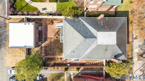 Exterior - 3309 Monument Ave, Richmond, VA 23221 photo 14 of 19