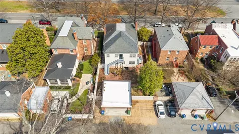 View/Area - 3309 Monument Ave, Richmond, VA 23221 photo 1 of 2