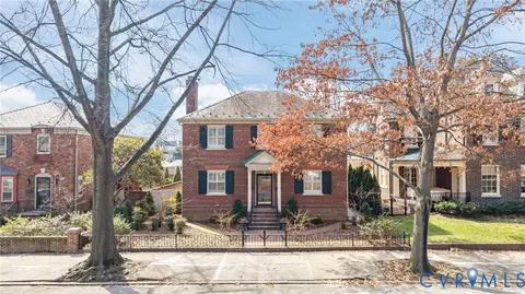 Exterior - 3309 Monument Ave, Richmond, VA 23221 photo 2 of 19