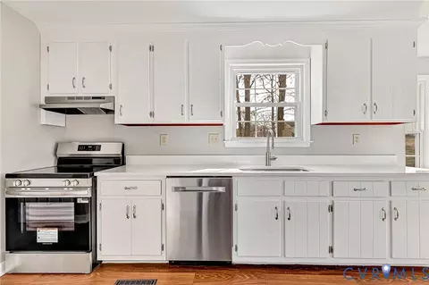 Kitchen - 2139 Esquire Rd, North Chesterfield, VA 23235 photo 1 of 4