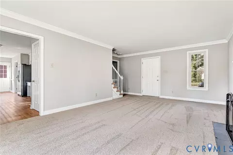 Living - 2139 Esquire Rd, North Chesterfield, VA 23235 photo 4 of 6