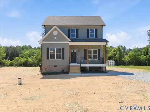 7957 Pennsylvania Ave, West Point, VA 23181