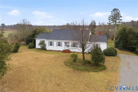 6184 Henderson Rd, Stony Creek, VA 23882