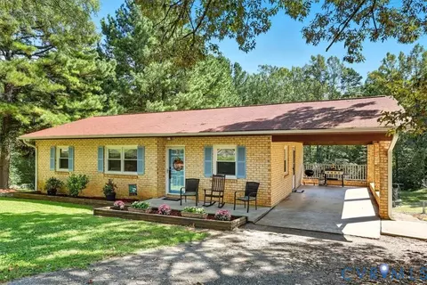 237 Craddock St, Boydton, VA 23917