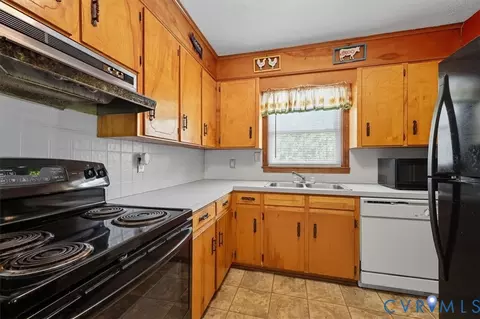 Kitchen - 237 Craddock St, Boydton, VA 23917 photo 1 of 1