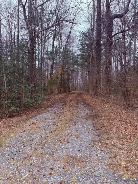 31-41 Mt Landing Rd, Tappahannock, VA 22560