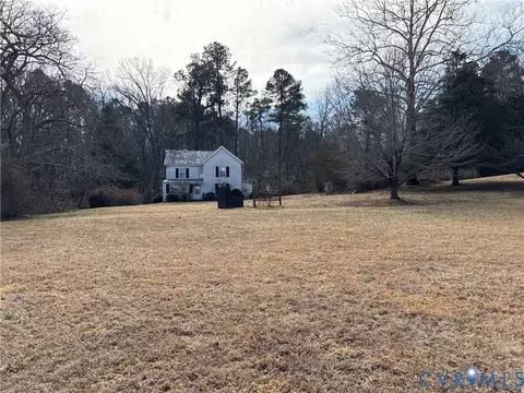 120 Richmond Hwy, Tappahannock, VA 22560