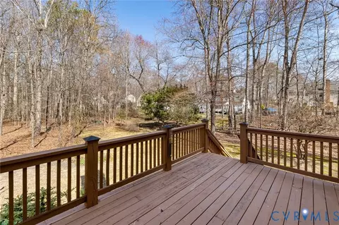 Exterior - 1600 Darrell Dr, Midlothian, VA 23114 photo 6 of 10