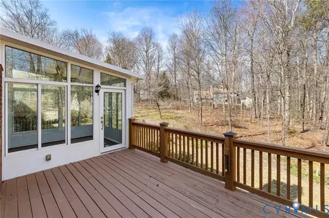 Exterior - 1600 Darrell Dr, Midlothian, VA 23114 photo 5 of 10