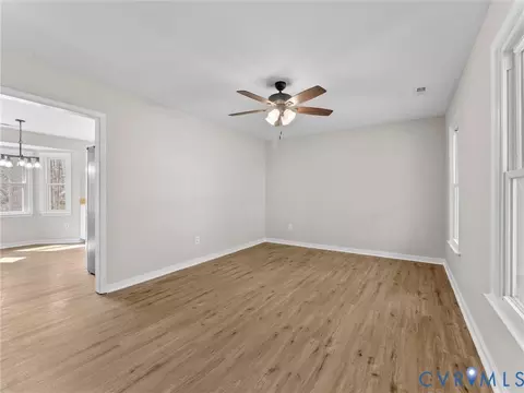 Living - 7104 Deer Run Ln, Midlothian, VA 23112 photo 1 of 2