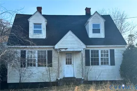 424 Lake Rd, Lottsburg, VA 22511