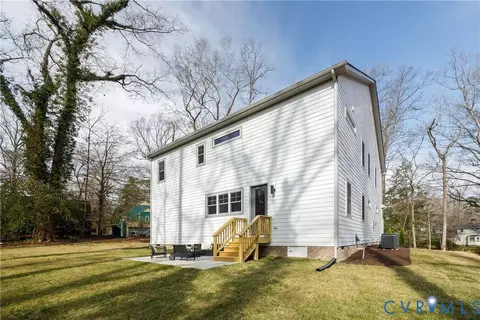 Exterior - 8919 Rustic Rd, Richmond, VA 23235 photo 7 of 7