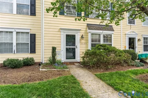 10109 Robin Lee Ln, Glen Allen, VA 23060