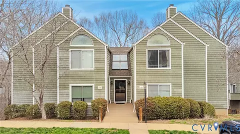 1248 Clifden Grn #2, Charlottesville, VA 22901