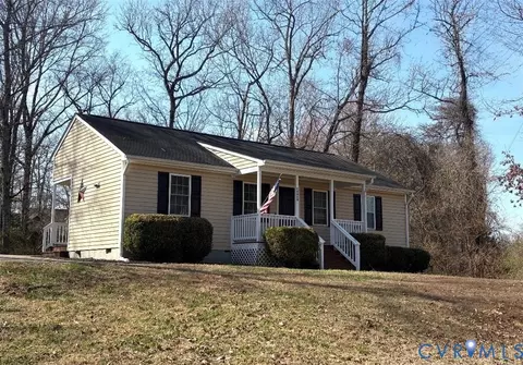 2406 Ocala Dr, Powhatan, VA 23139