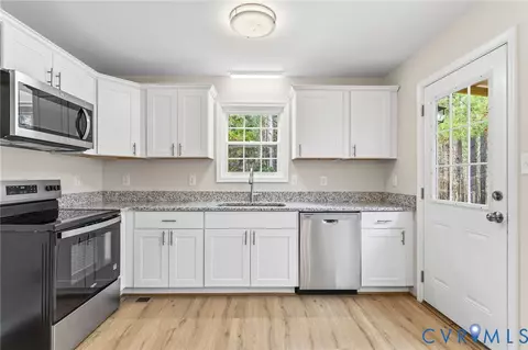 Kitchen - 14624 Wilkinson Rd, Dewitt, VA 23840 photo 1 of 2