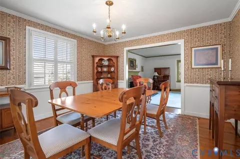 Dining - 2830 E Weyburn Rd, Richmond, VA 23235 photo 2 of 3