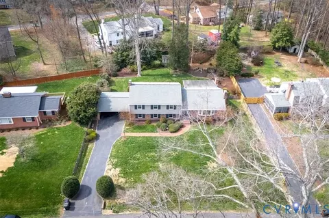 View/Area - 2830 E Weyburn Rd, Richmond, VA 23235 photo 1 of 2