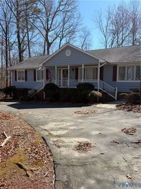 4603 Edenton Pl, Chester, VA 23831