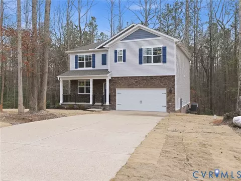7785 E Patriots Way, Gloucester, VA 23061