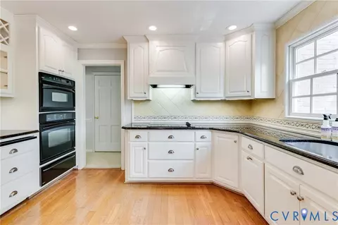 Kitchen - 14510 Alberta Ct, Chester, VA 23836 photo 1 of 9