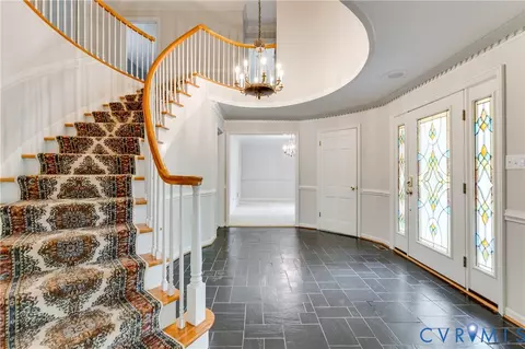 Entry Way - 14510 Alberta Ct, Chester, VA 23836 photo 2 of 4