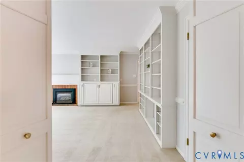 Living - 14510 Alberta Ct, Chester, VA 23836 photo 6 of 9