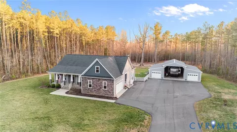6231 Baileys Ridge Dr, Providence Forge, VA 23140