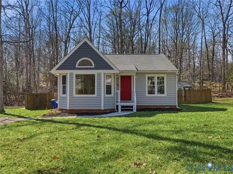 6812 Sika Ln, Midlothian, VA 23112