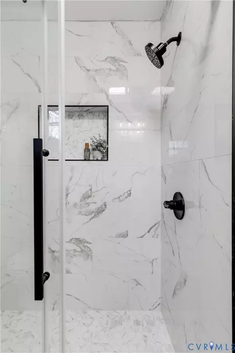 Bath - 2802 Fairgate Rd, Midlothian, VA 23112 photo 4 of 6