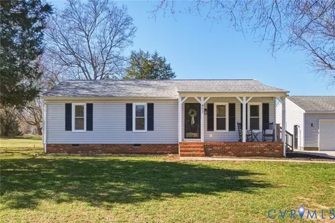 453 Manquin Dr, Aylett, VA 23009