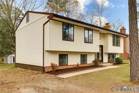 9419 Kendrick Rd, North Chesterfield, VA 23236