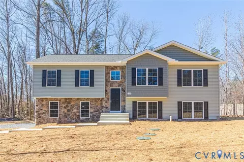 109 Needwood Dr, Ruther Glen, VA 22546