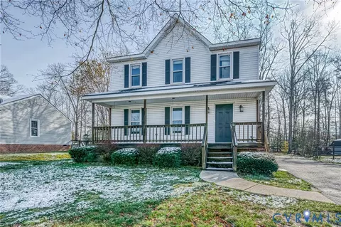 9301 Brocket Dr, Midlothian, VA 23112