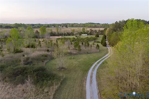 1895 Cemetery Rd, Chase City, VA 23924