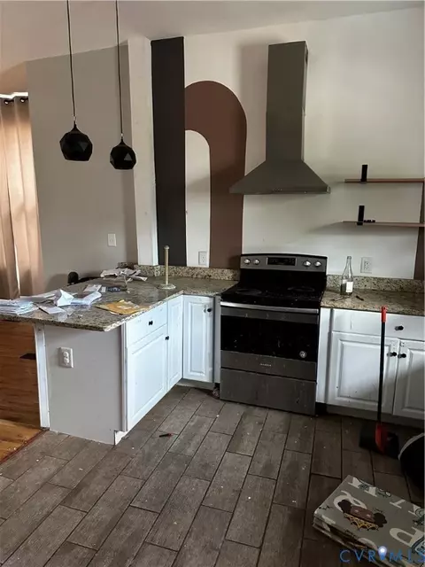 Kitchen - 1902 3rd Ave, Richmond, VA 23222 photo 3 of 3