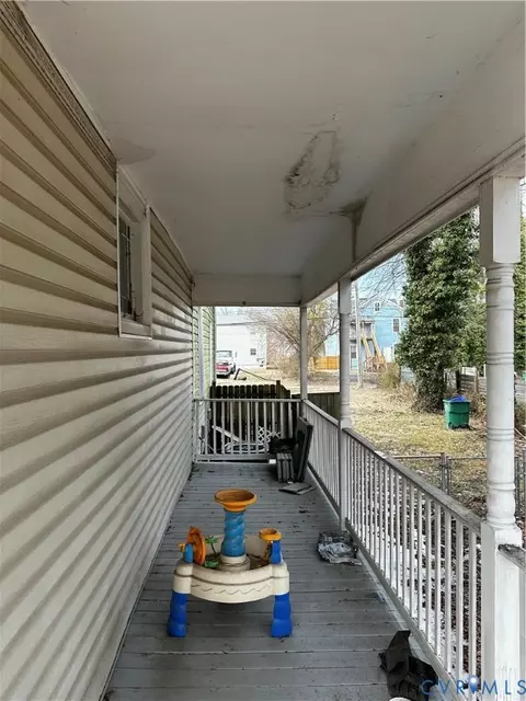 Exterior - 1902 3rd Ave, Richmond, VA 23222 photo 4 of 5