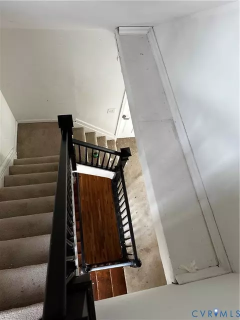 Entry Way - 1902 3rd Ave, Richmond, VA 23222 photo 4 of 5
