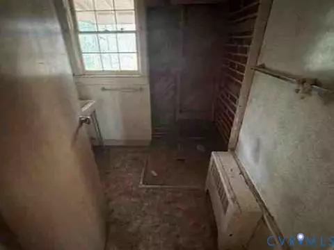 Bath - 119 Church St, Alberta, VA 23821 photo 1 of 1
