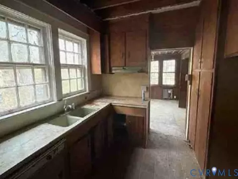 Entry Way - 119 Church St, Alberta, VA 23821 photo 1 of 2