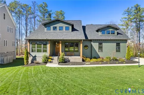 17318 Otter Dr, Moseley, VA 23120