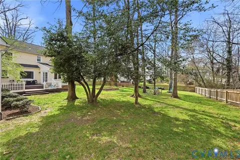 Exterior - 2210 Corner Rock Rd, Midlothian, VA 23113 photo 5 of 8