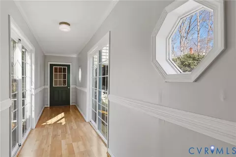 Entry Way - 2210 Corner Rock Rd, Midlothian, VA 23113 photo 2 of 2