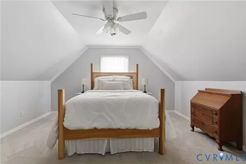 Bedroom - 2210 Corner Rock Rd, Midlothian, VA 23113 photo 5 of 6