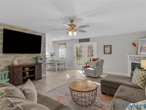Living - 206 Rustic Dr, Carson, VA 23830 photo 3 of 5