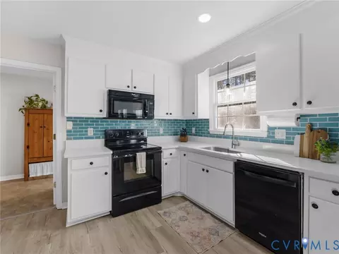 Kitchen - 206 Rustic Dr, Carson, VA 23830 photo 4 of 5