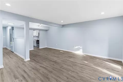 Living - 9705 Aspen Pl, Manassas, VA 20110 photo 3 of 3